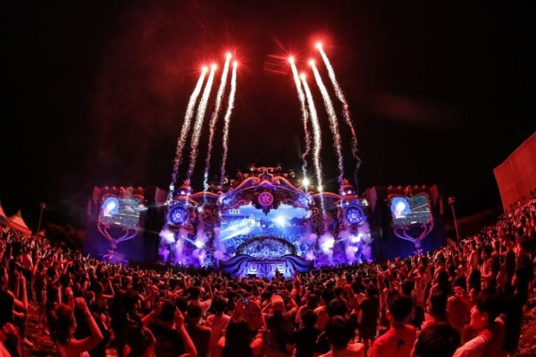 Per la prima volta in Italia UNITE With Tomorrowland: il 28 luglio al Parco di Monza