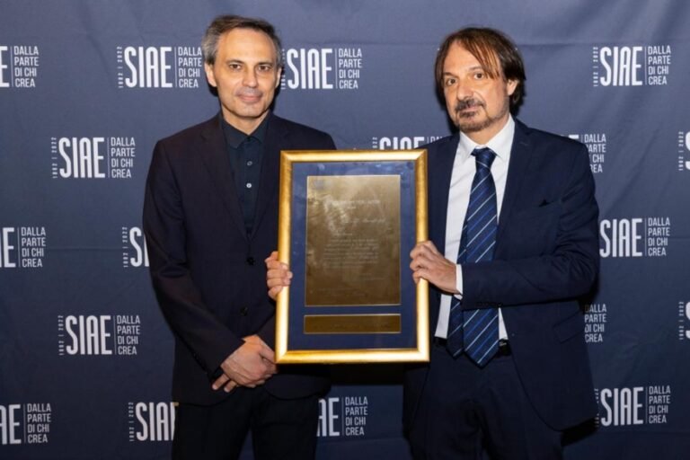 Premio a Mario e Davide Allione per il traguardo raggiunto dalla famiglia